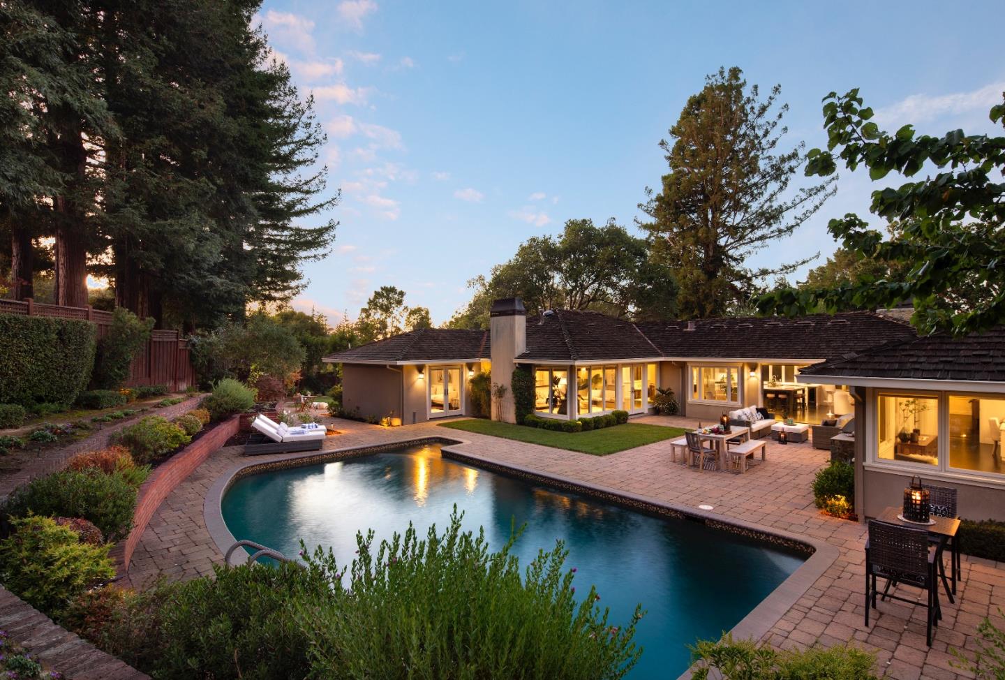 35 Knightwood Ln Hillsborough