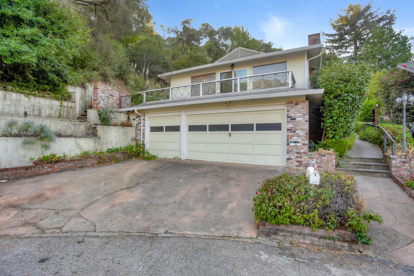 9 Corte Camellia Millbrae